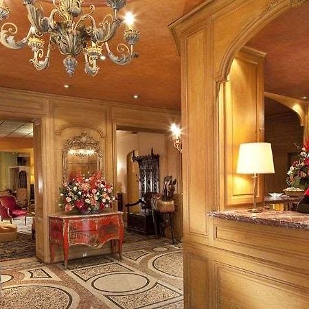 Cecilia Arc De Triomphe Hotell Paris Inreriör bild